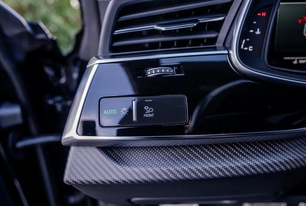 2023 Audi RS Q8 Base - Photo 8