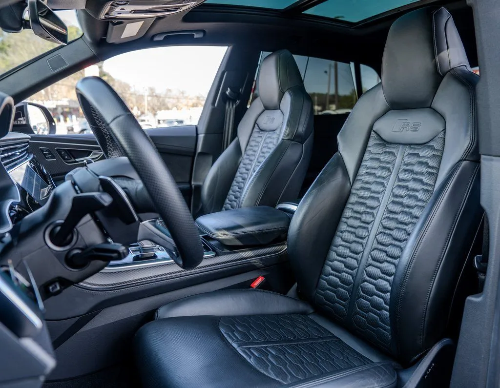 2023 Audi RS Q8 Base - Photo 19