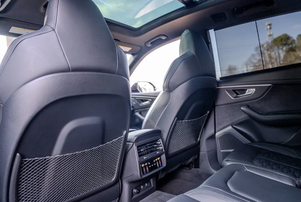 2023 Audi RS Q8 Base - Photo 21