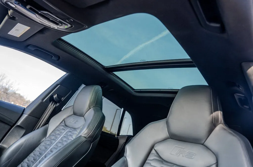 2023 Audi RS Q8 Base - Photo 18