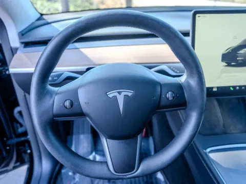 More photos of 2024 Tesla Model Y Long Range at Gravity Autos Atlanta, GA