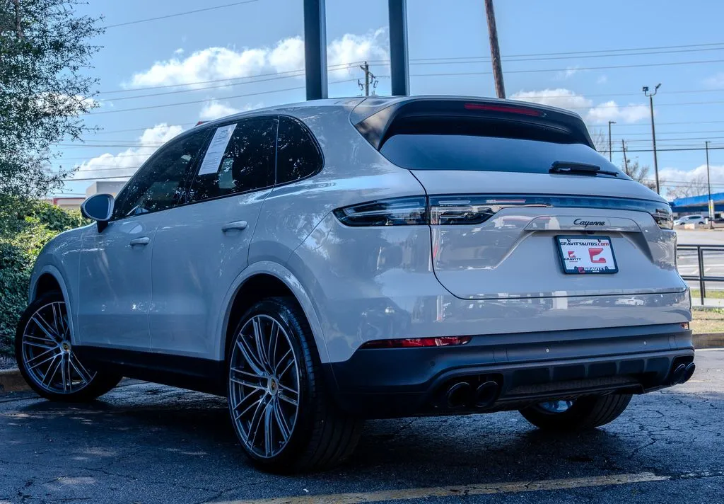 2022 Porsche Cayenne Platinum Edition - Photo 24