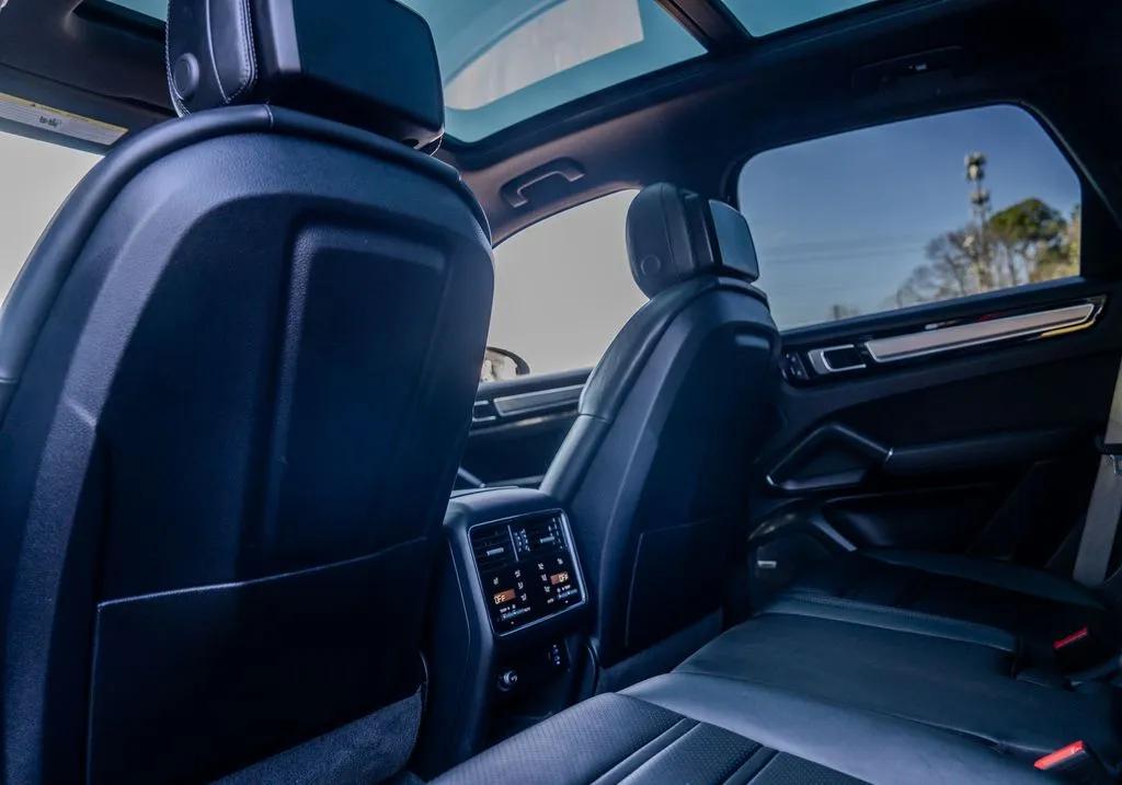 2022 Porsche Cayenne Platinum Edition - Photo 21