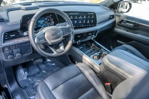 More photos of 2025 Chevrolet Suburban Z71 at Gravity Autos Atlanta, GA