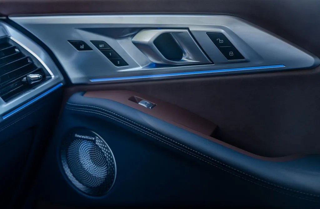 2026 BMW XM Base - Photo 15