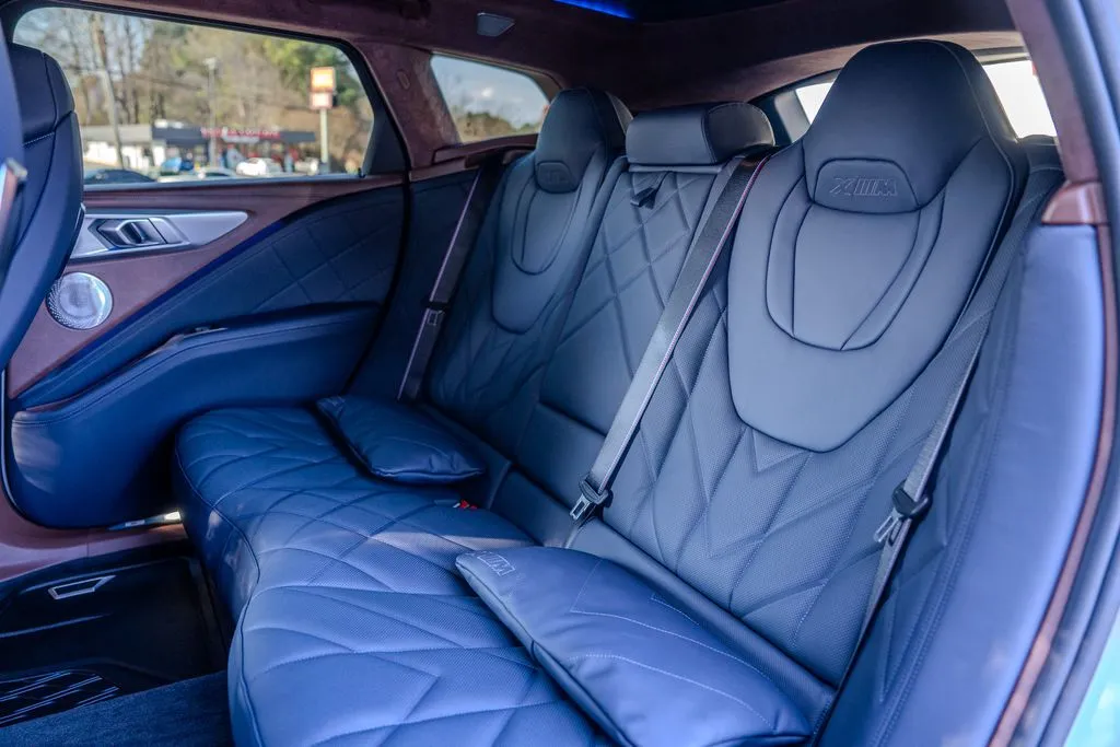 2026 BMW XM Base - Photo 21