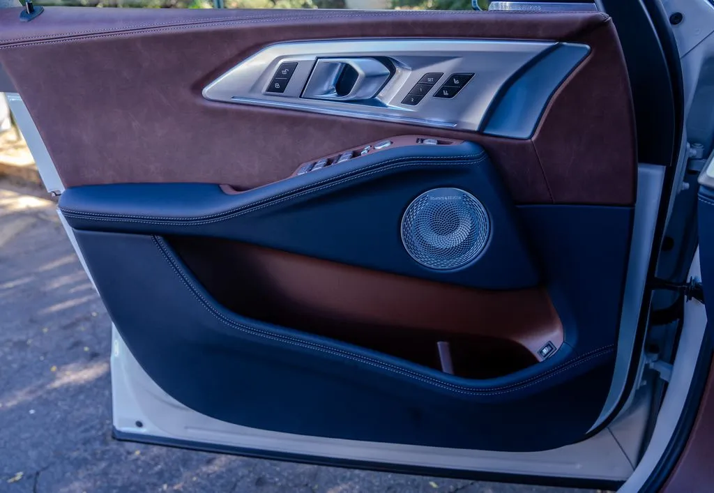 2026 BMW XM Base - Photo 16