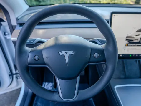 More photos of 2023 Tesla Model Y Long Range at Gravity Autos Atlanta, GA
