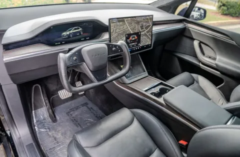 More photos of 2023 Tesla Model X at Gravity Autos Atlanta, GA