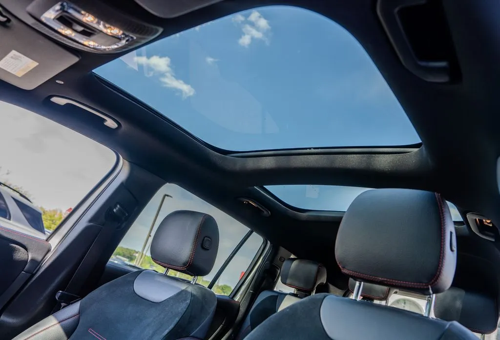 Mercedes-Benz GLB photo 18