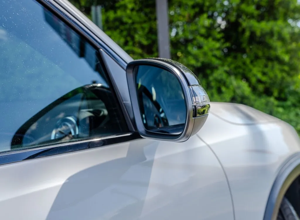 Mercedes-Benz GLB photo 30