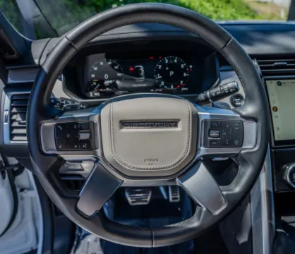 More photos of 2023 Land Rover Discovery Metropolitan Edition at Gravity Autos Atlanta, GA