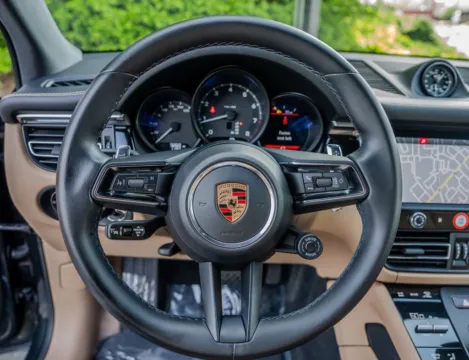More photos of 2024 Porsche Macan at Gravity Autos Atlanta, GA