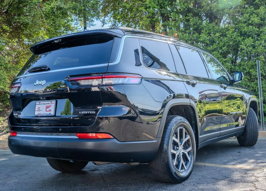 Jeep Grand Cherokee L photo 31