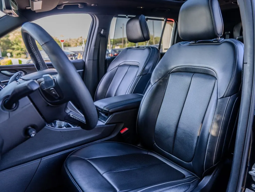Jeep Grand Cherokee L photo 19