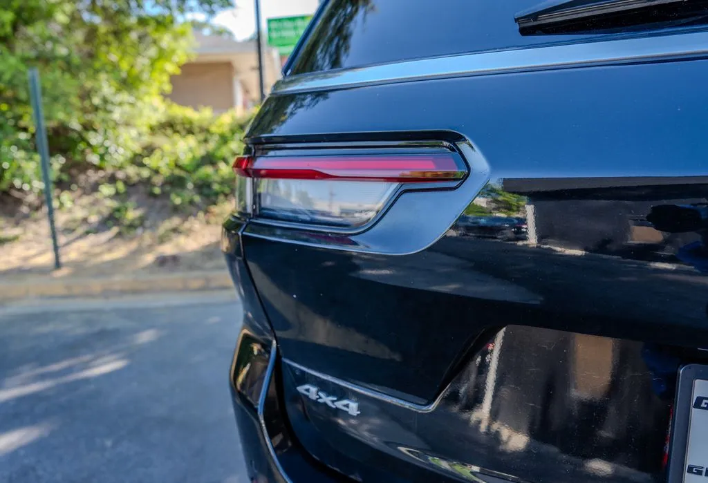 Jeep Grand Cherokee L photo 29