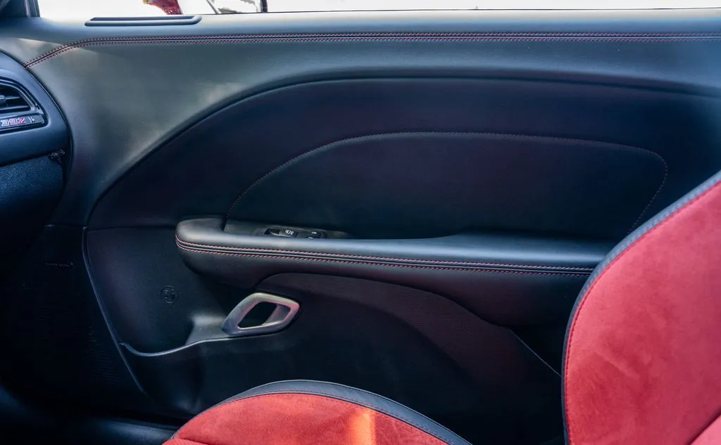2023 Dodge Challenger R/T - Photo 15