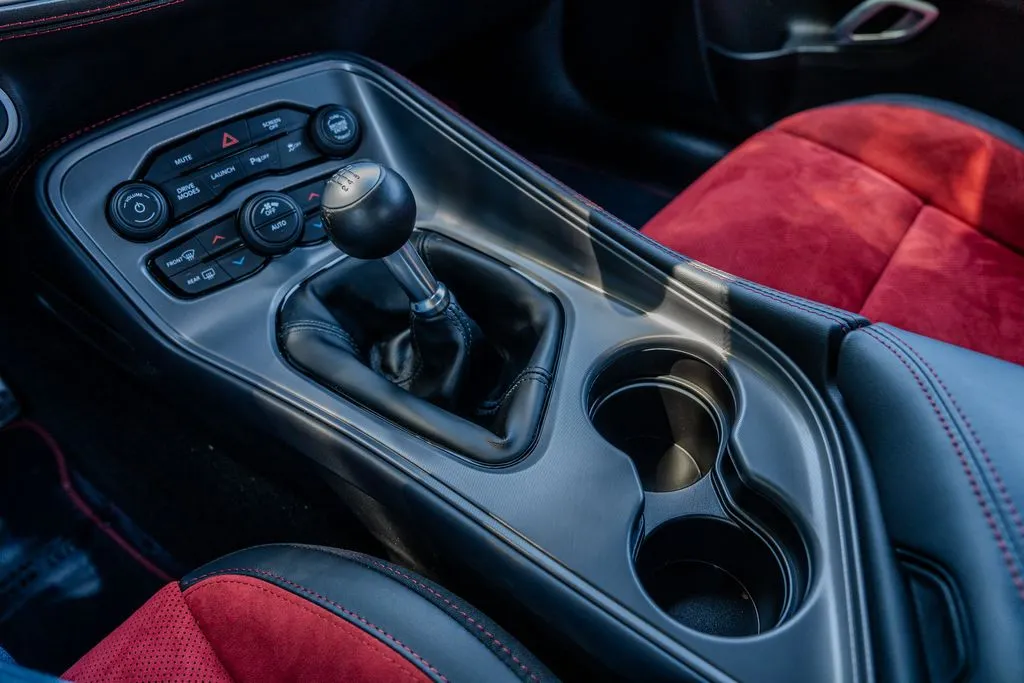 2023 Dodge Challenger R/T - Photo 12
