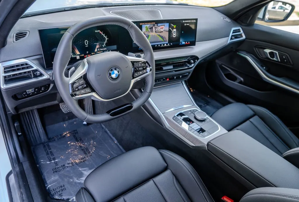 BMW 3 Series photo 4