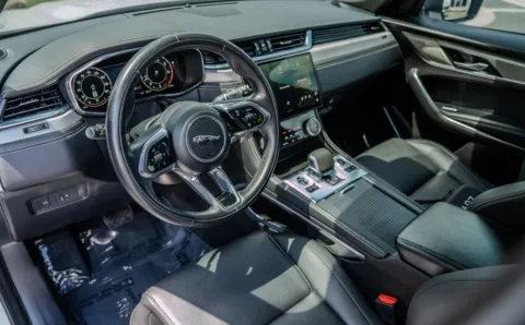 More photos of 2024 Jaguar F-PACE P250 R-Dynamic S at Gravity Autos Atlanta, GA