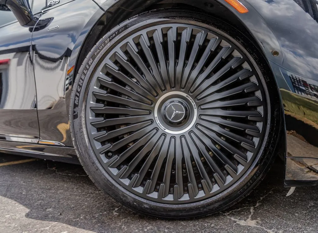 Mercedes-Benz AMG EQS photo 28