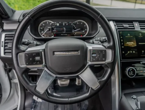 More photos of 2023 Land Rover Discovery S R-Dynamic at Gravity Autos Atlanta, GA