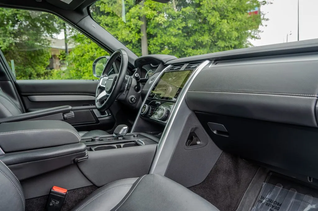 2023 Land Rover Discovery S R Dynamic - Photo 24