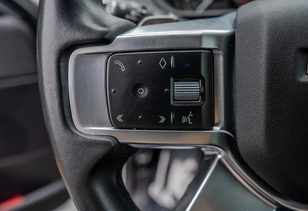 2023 Land Rover Discovery S R Dynamic - Photo 6