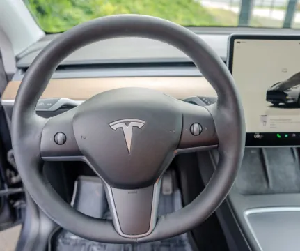More photos of 2023 Tesla Model Y Long Range at Gravity Autos Atlanta, GA