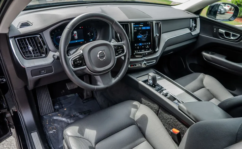 Volvo XC60 photo 4