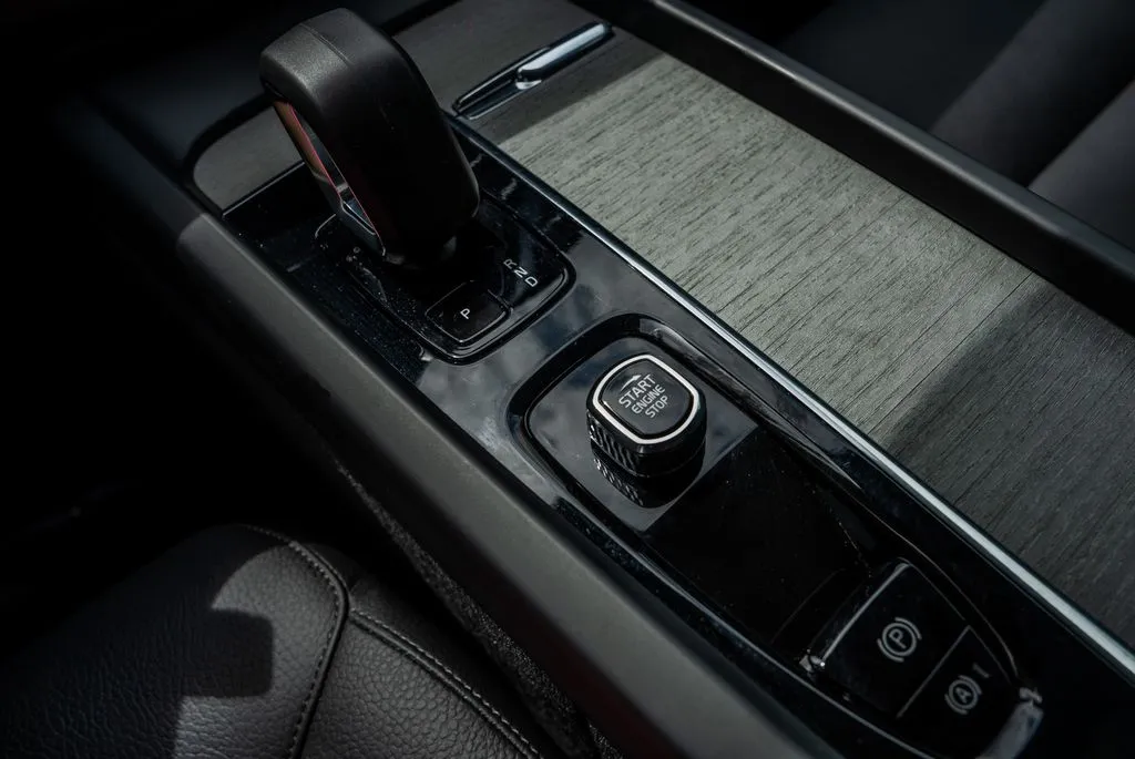 Volvo XC60 photo 12