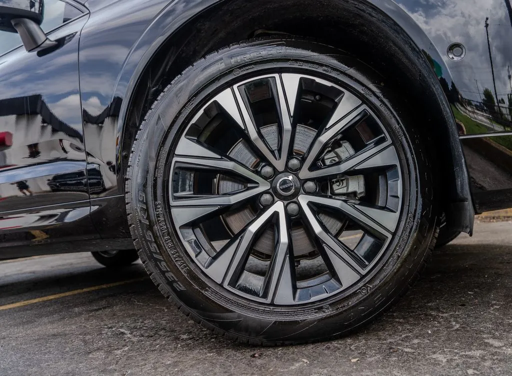 Volvo XC60 photo 30