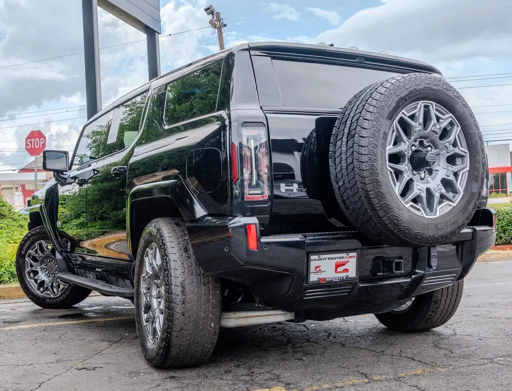 GMC Hummer EV SUV photo 24
