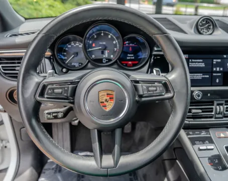More photos of 2024 Porsche Macan at Gravity Autos Atlanta, GA