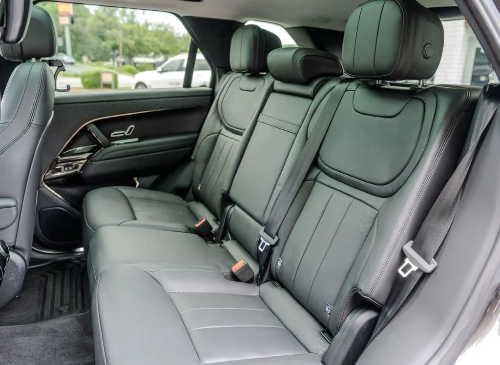 Land Rover Range Rover Sport photo 27