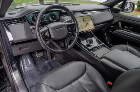 More photos of 2024 Land Rover Range Rover Sport Dynamic SE at Gravity Autos Atlanta, GA