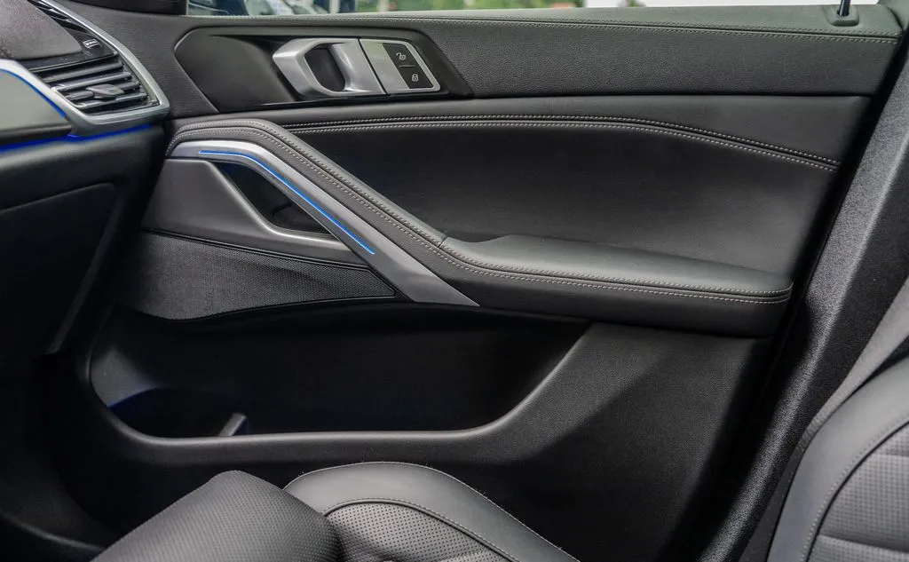 BMW X6 photo 14