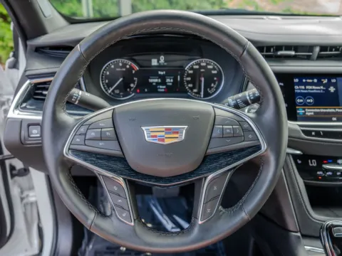 More photos of 2024 Cadillac XT5 Premium Luxury at Gravity Autos Atlanta, GA