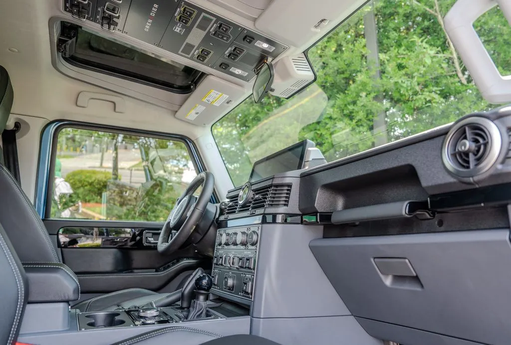 Ineos Grenadier Station Wagon photo 23