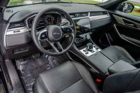 More photos of 2024 Jaguar F-PACE P250 R-Dynamic S at Gravity Autos Atlanta, GA
