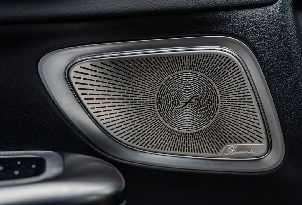 Mercedes-Benz CLE photo 16