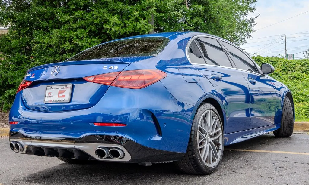 Mercedes-Benz C-Class photo 29