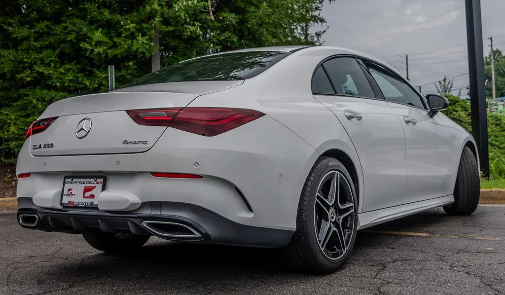 Mercedes-Benz CLA photo 27