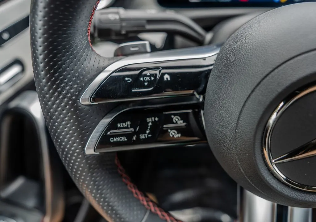 Mercedes-Benz CLA photo 6