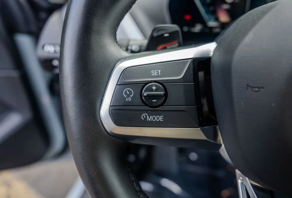 BMW 2 Series photo 6