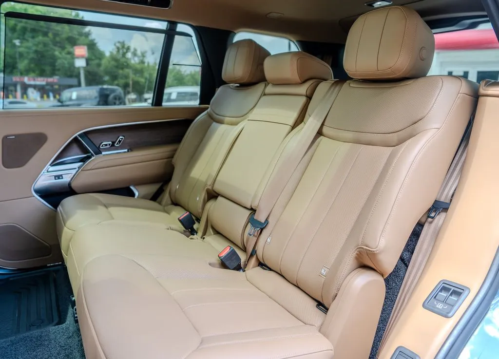 Land Rover Range Rover photo 19