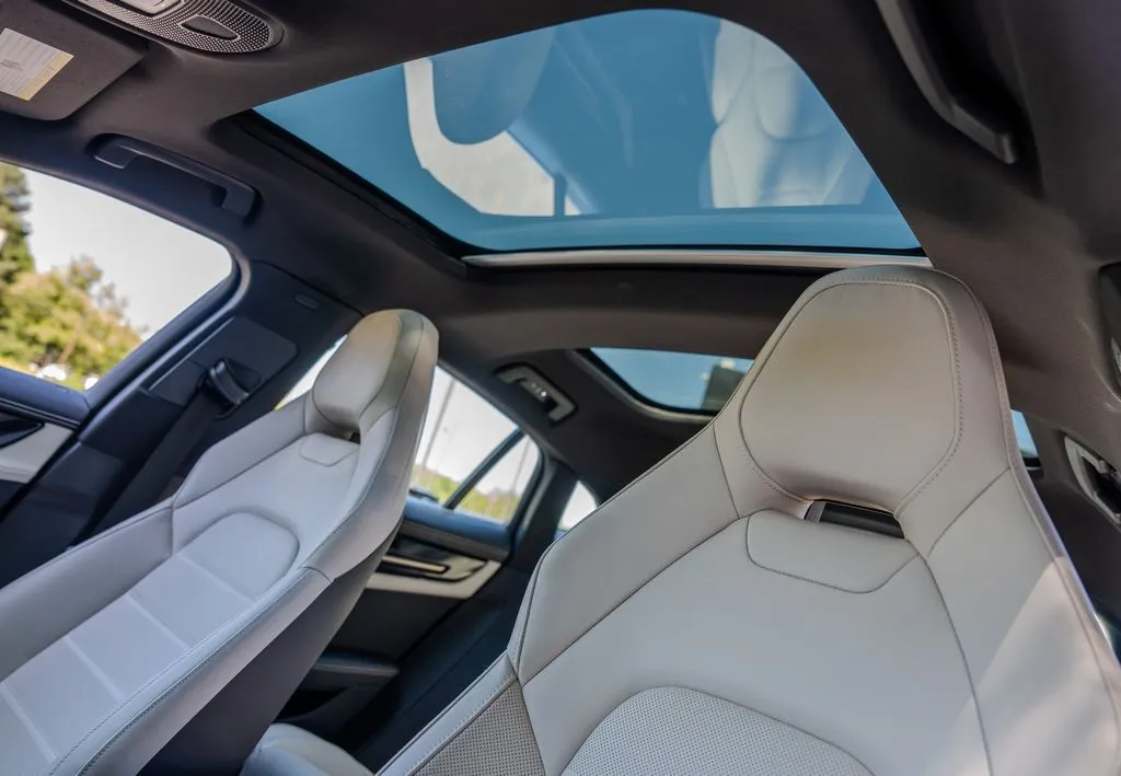 2024 Porsche Panamera Base - Photo 18