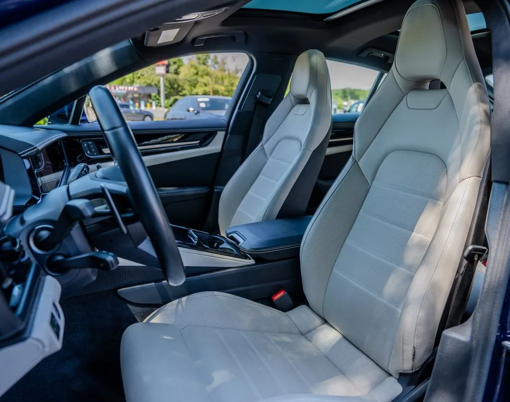 2024 Porsche Panamera Base - Photo 19