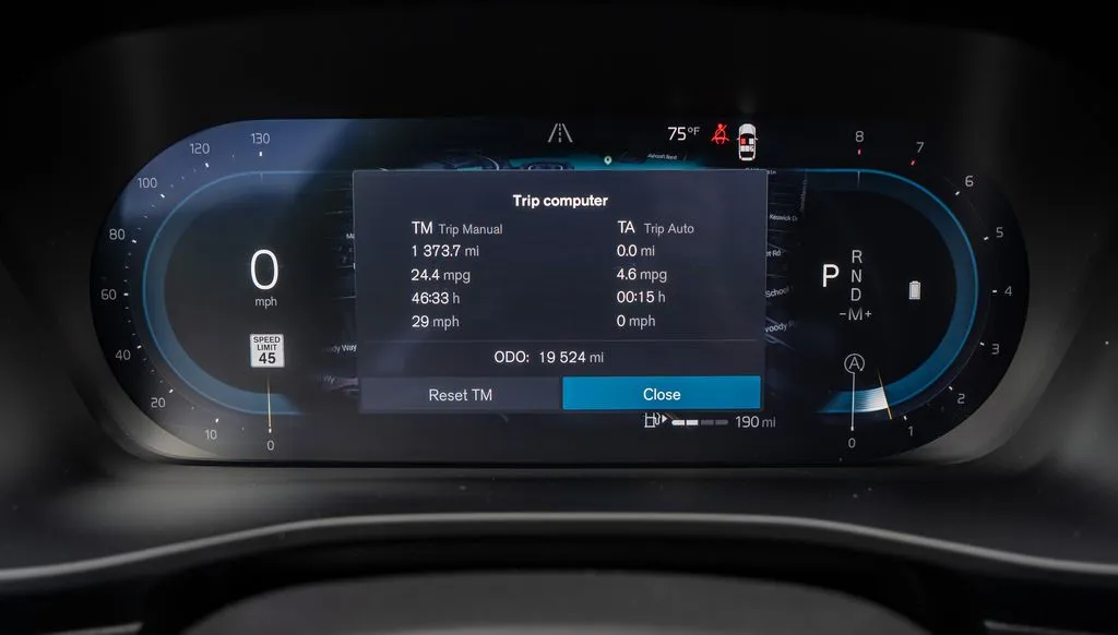 Volvo XC40 photo 10