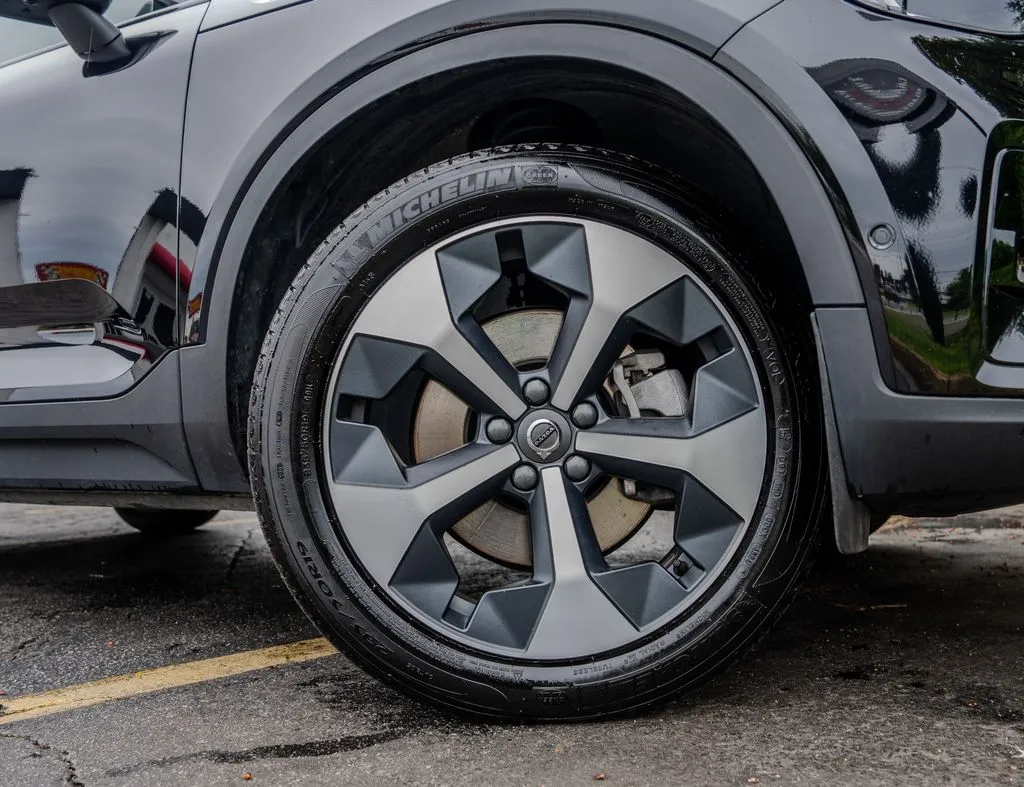 Volvo XC40 photo 31